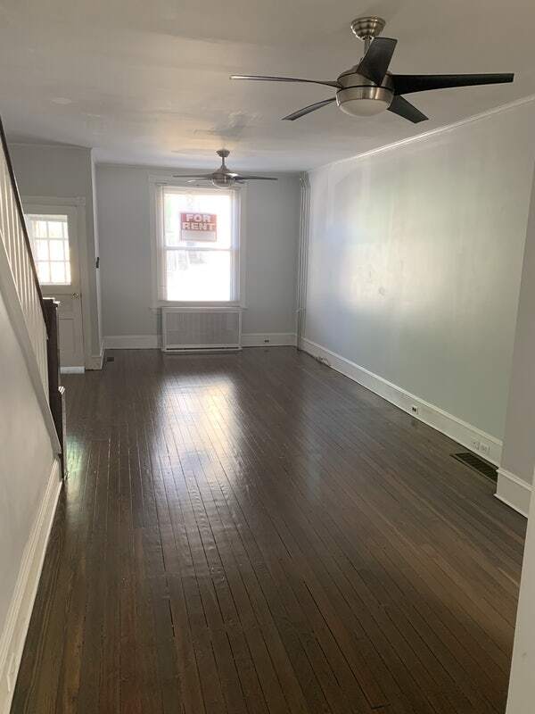 Building Photo - 203 Levering St