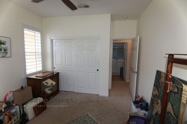 Building Photo - 2975 W.Evans Rd