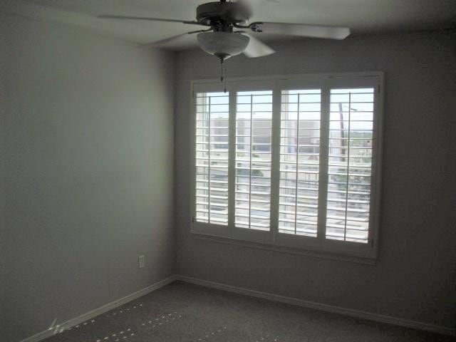 Building Photo - 10021 Railroad Dr