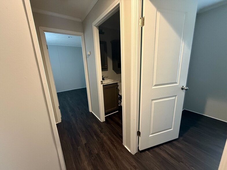 Building Photo - 7 First St. Unit 7