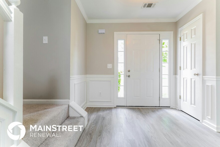 Building Photo - 5035 Michael Jay St