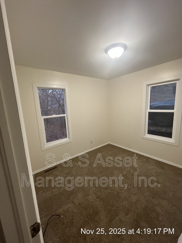 Building Photo - 6338 Rosedale Rd