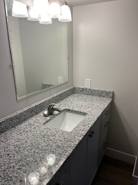 Double sink Vanity - 2112 W Bowling Ave