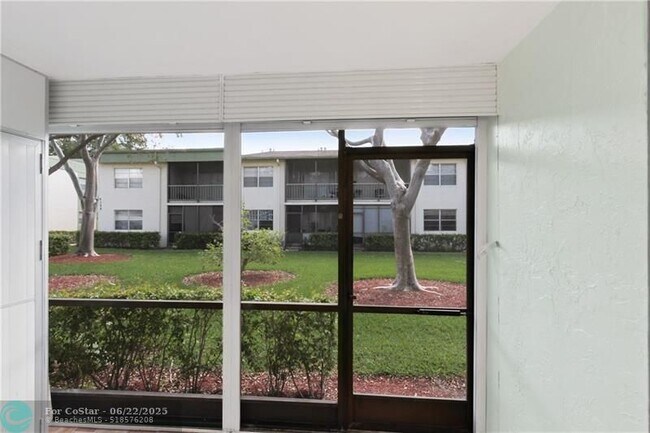 Building Photo - 4156 NW 90th Ave