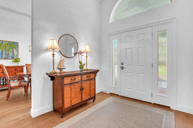 Building Photo - 8951 SE Marina Bay Dr