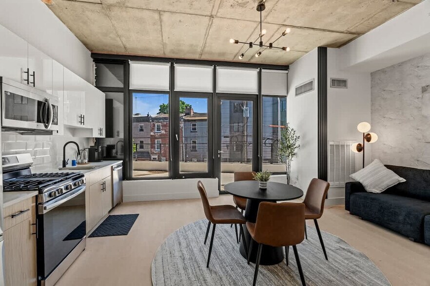 Building Photo - 1222 N 2nd St