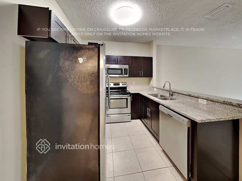 Building Photo - 351 NW 152nd Ln