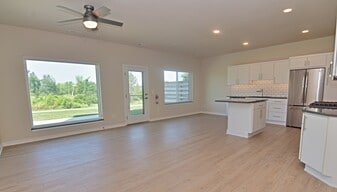 Building Photo - 29 Crosby Park Dr