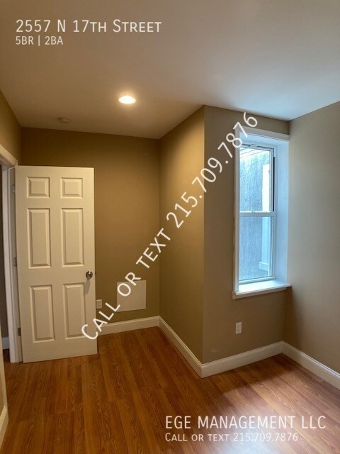 Building Photo - 2557 N 17th St