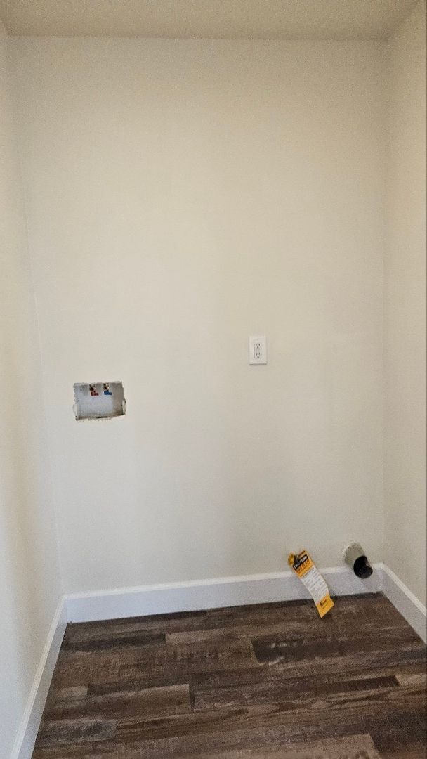 Building Photo - 23(1456,1458)