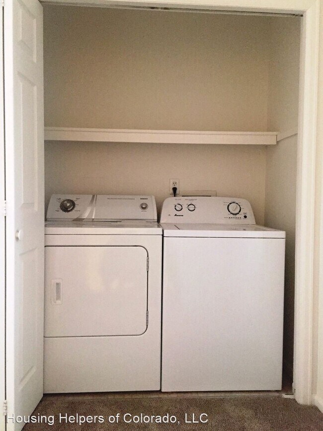 Building Photo - 2 br, 1 bath House - 3021 Kings Ridge Blvd #2