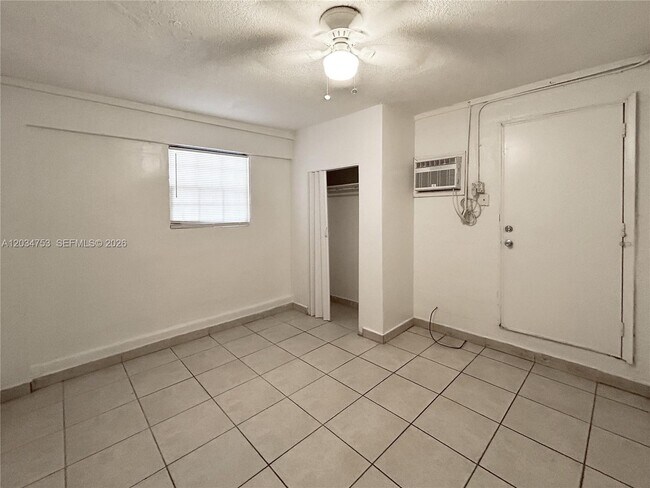 Building Photo - 1079 NW 112th Terrace