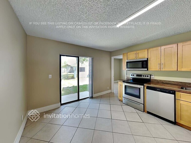 Building Photo - 5900 Ellis Hollow Rd W
