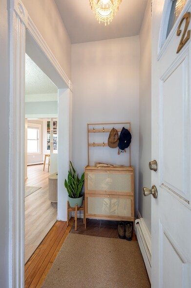 Building Photo - 233 Bidwell Ave