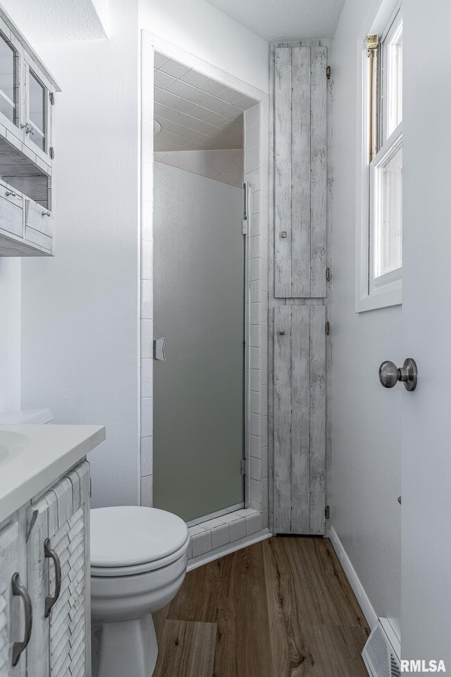 Building Photo - 2530 Saint John Ct