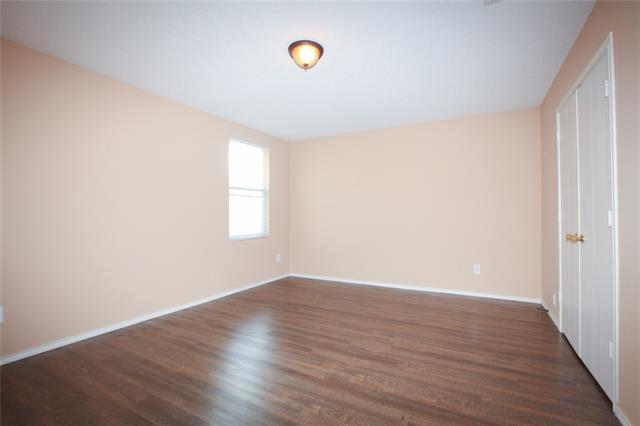 Building Photo - 1200 Willow Tree Dr
