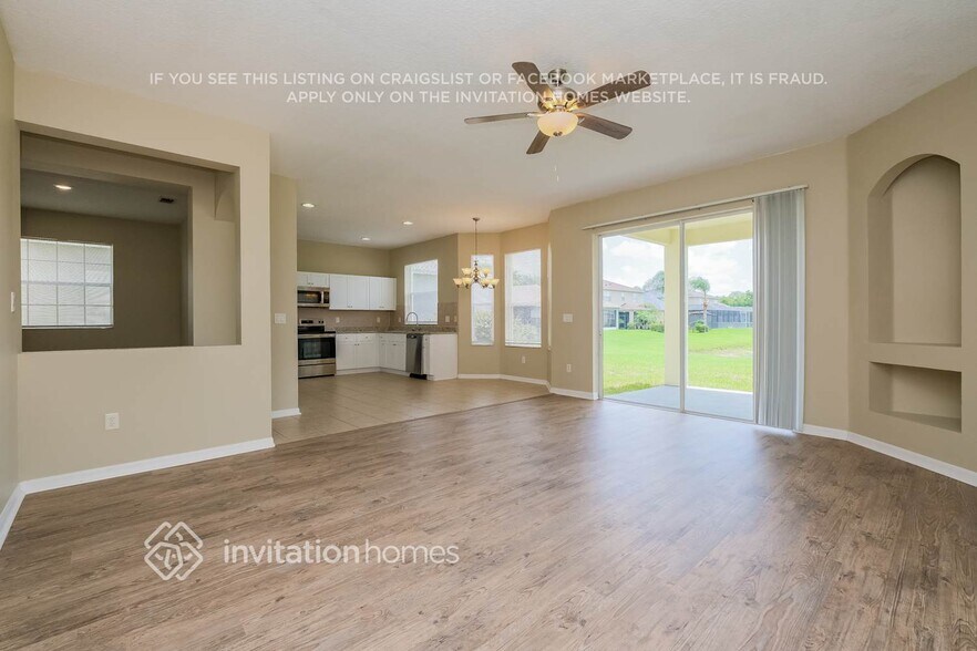 Building Photo - 11409 Dutch Iris Dr