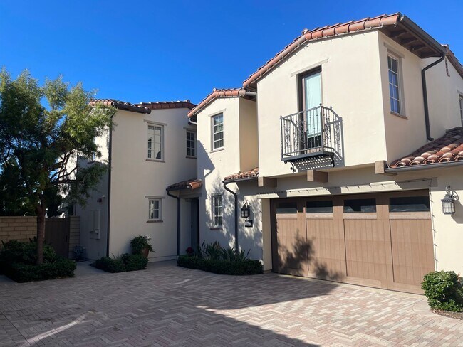 Building Photo - 3 bd/3.5 Ba Sea Summit Panoramic Ocean View Home in San Clemente!