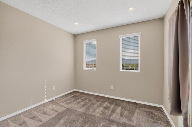 Building Photo - 6322 Vista del Bosque Dr