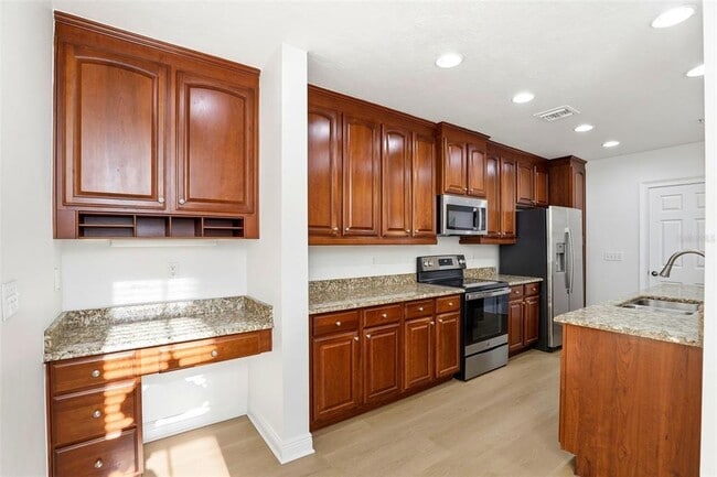 Building Photo - 1384 Lake Baldwin Ln