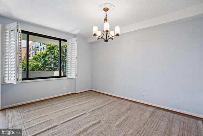 Building Photo - 4501 Arlington Blvd