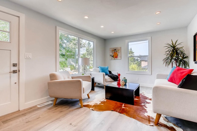 Building Photo - 1628 Martin Luther King Jr Way