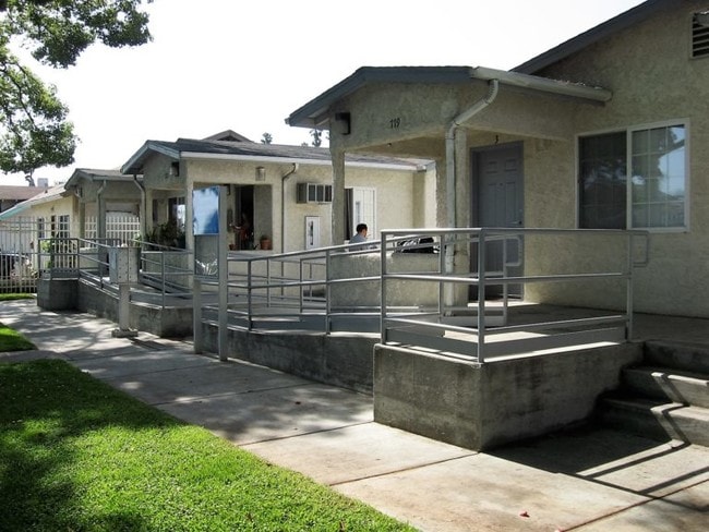 Building Photo - Casa Development Apartments