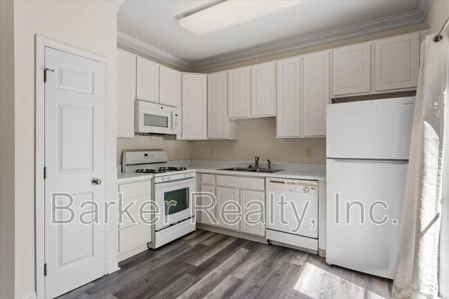 Building Photo - 11731-101 Mezzanine Dr