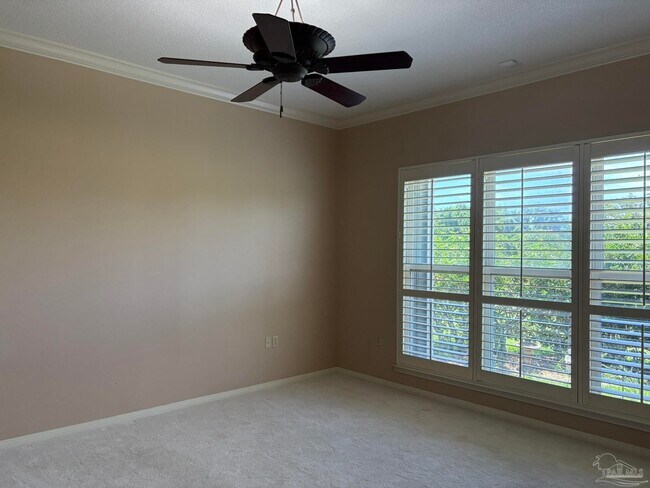 Building Photo - 4115 Oak Pointe Dr