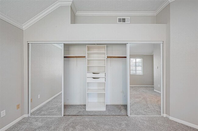 Building Photo - 4119 Mountain Peak Way