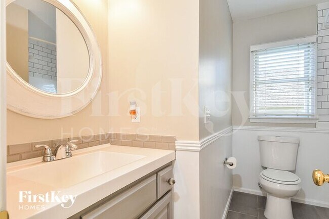 Building Photo - 5102 Birnamwood Trail