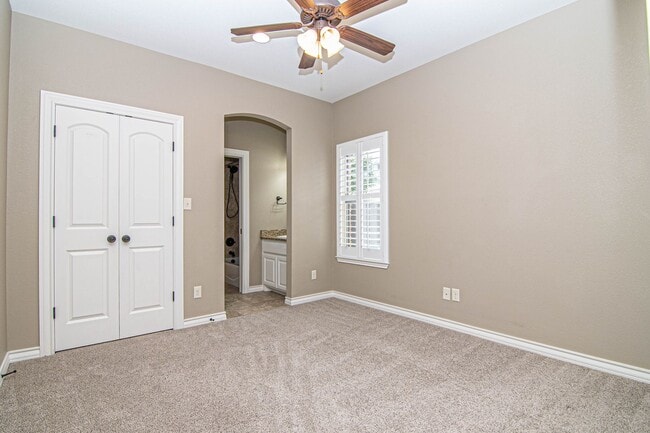 Building Photo - 4304 Saltillo Ct