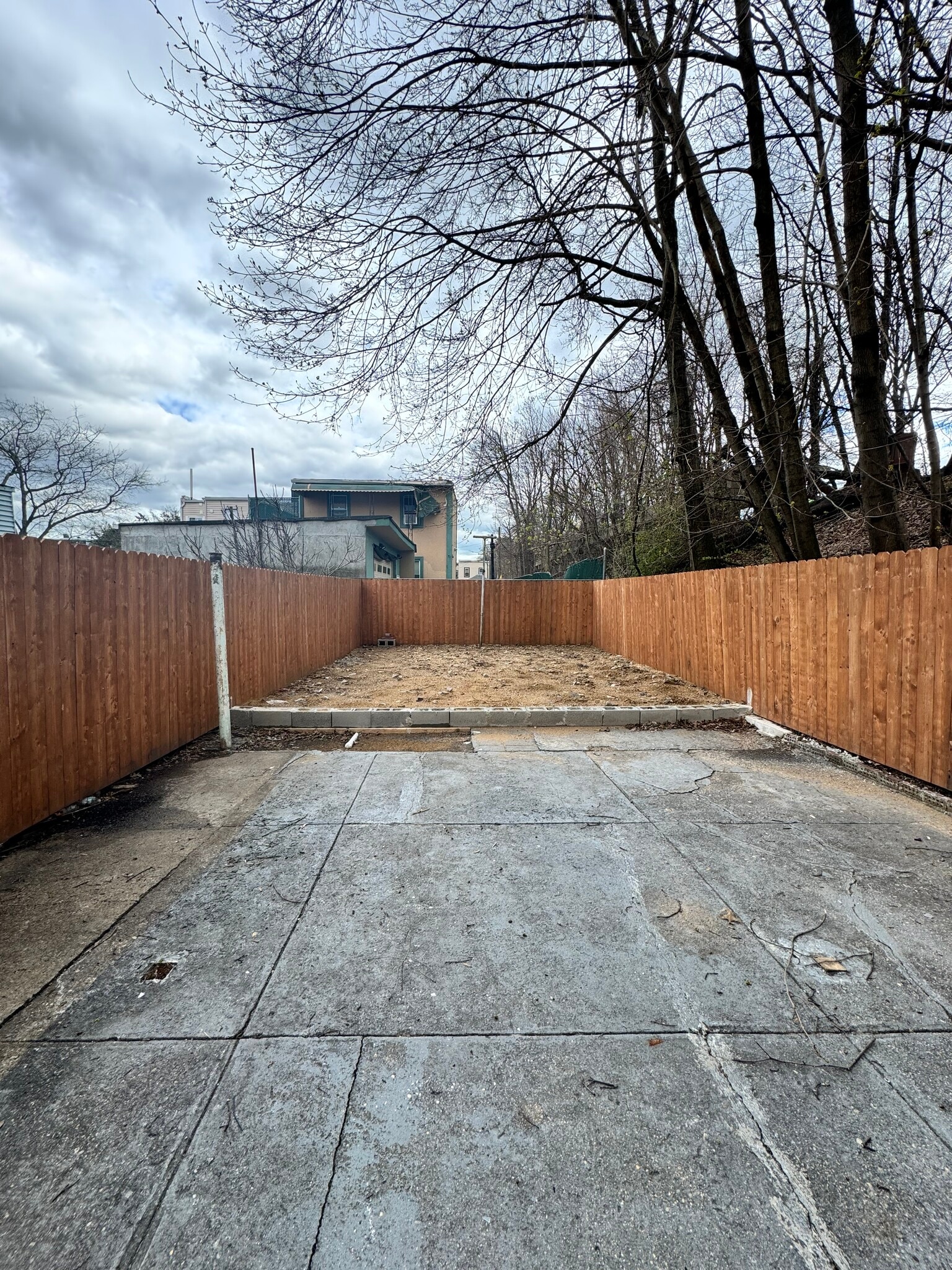 Building Photo - 10002 92nd Ave