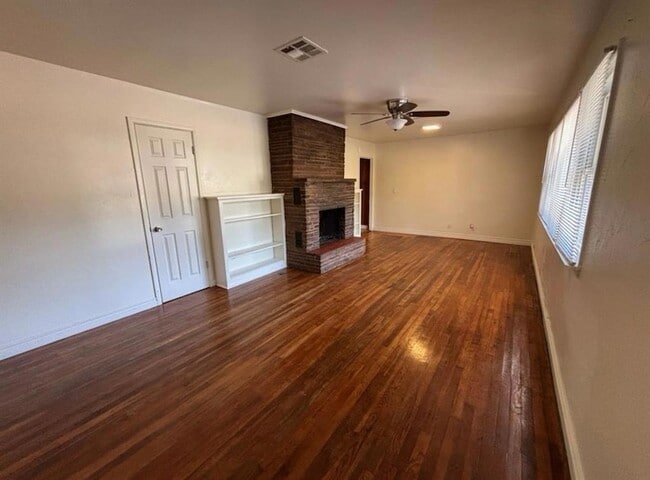 Building Photo - 1230 Caddell Ln