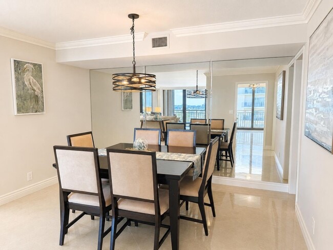 Building Photo - 3400 N Ocean Dr