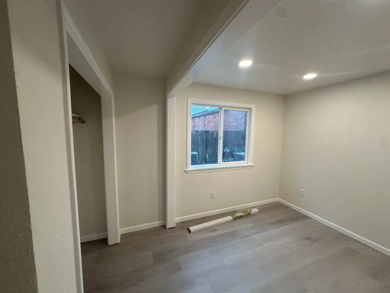 Building Photo - 873 29th St