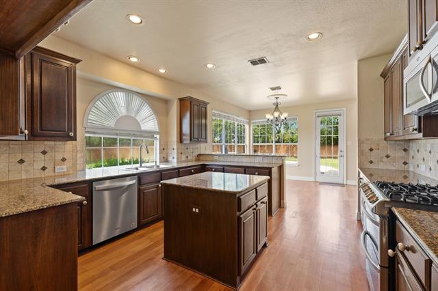 Building Photo - 2011 Teasbend Ln