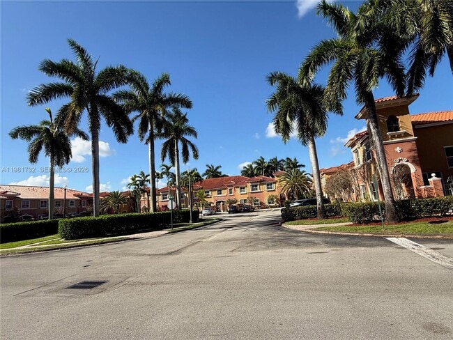 Building Photo - 764 SW 106th Ave