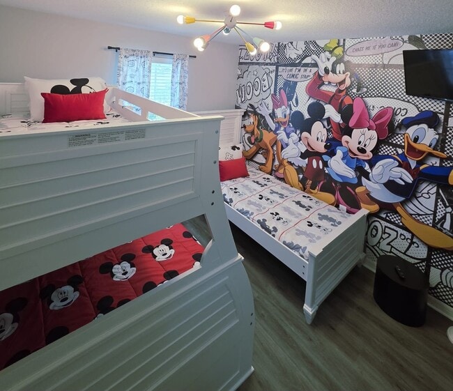 Building Photo - 5100 Adelaide Dr