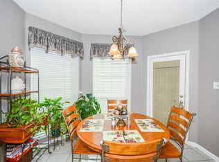 Building Photo - 8013 Peony Ct