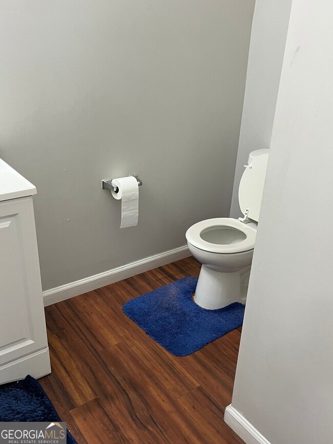 Building Photo - 500 Tulip Ln