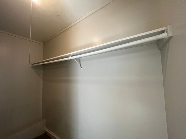 Building Photo - FLOUR BLUFF ONE BEDROOM W/ BILLS PAID!!