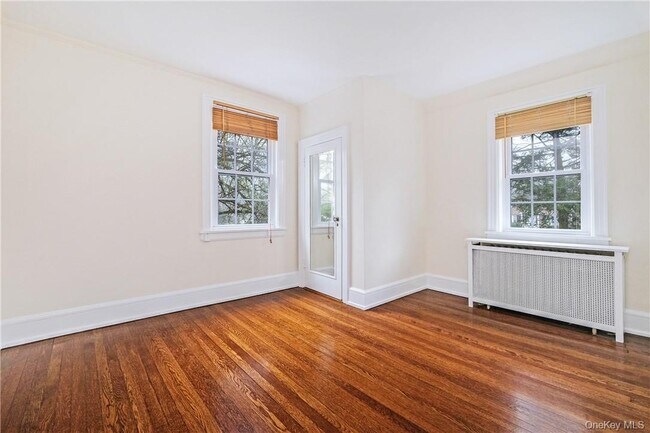 Building Photo - 43 Palmer Ave