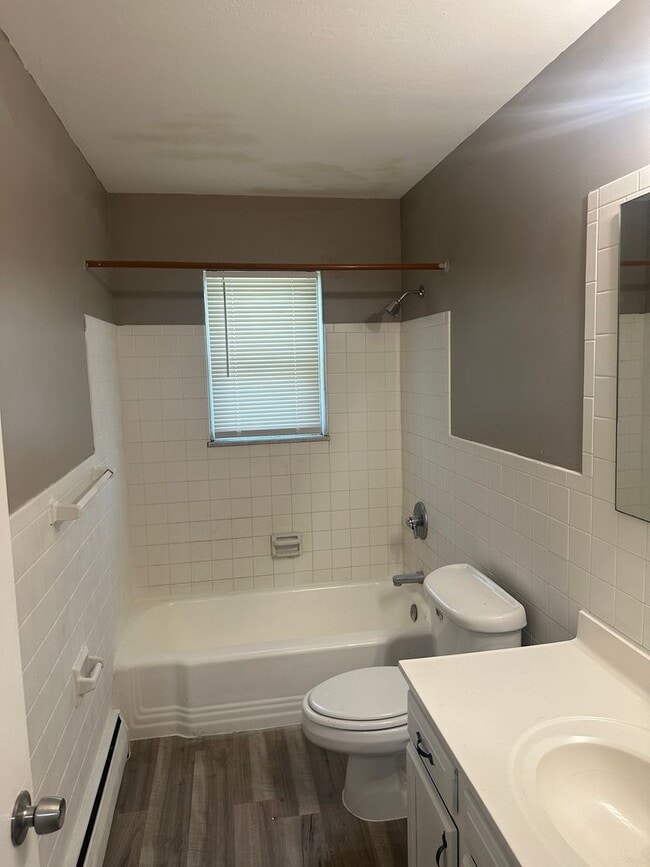 Building Photo - 5907 Staughton Dr