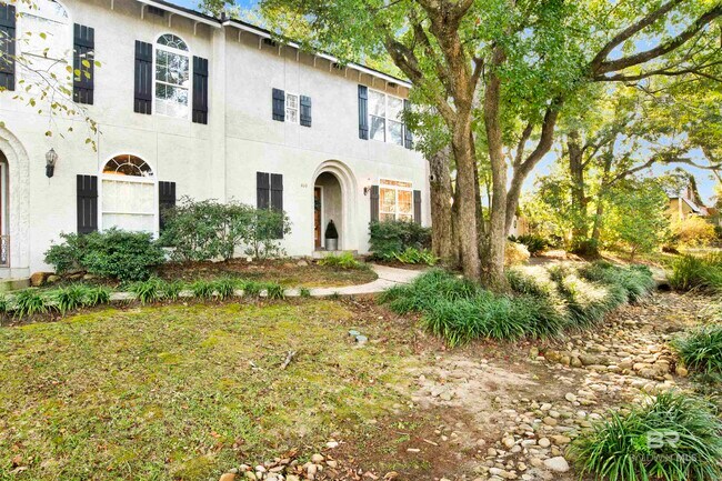 Building Photo - 460 Equality Ave