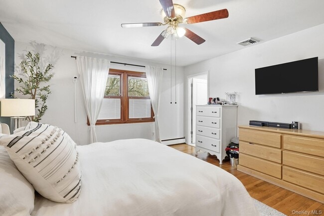 Building Photo - 946 NY-311