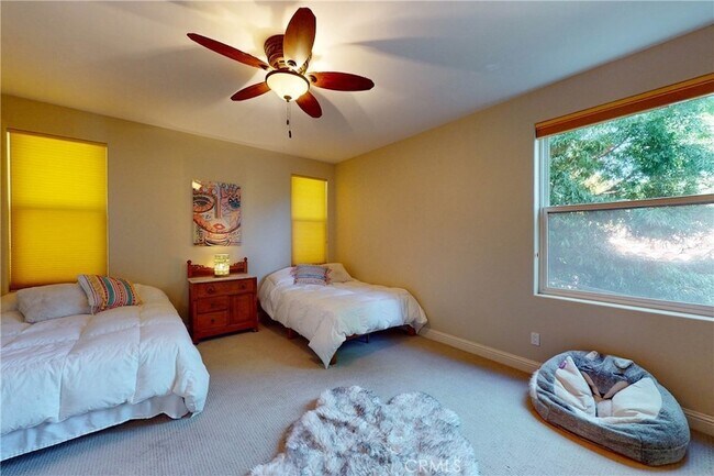 Building Photo - 5595 Tanbark Ct