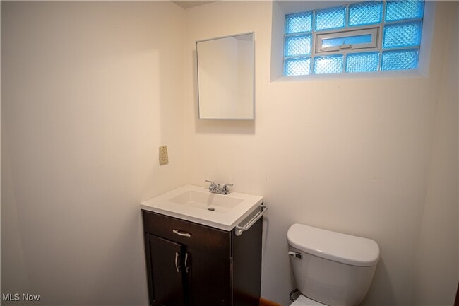 Building Photo - 14014 Emery Ave