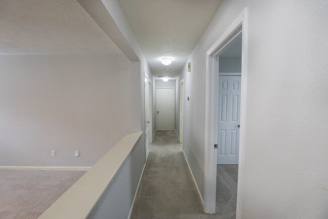 Building Photo - 2727 Piney Lake Ct