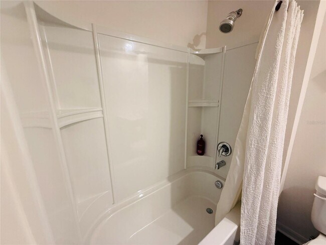 Building Photo - 1643 Wynford Cir